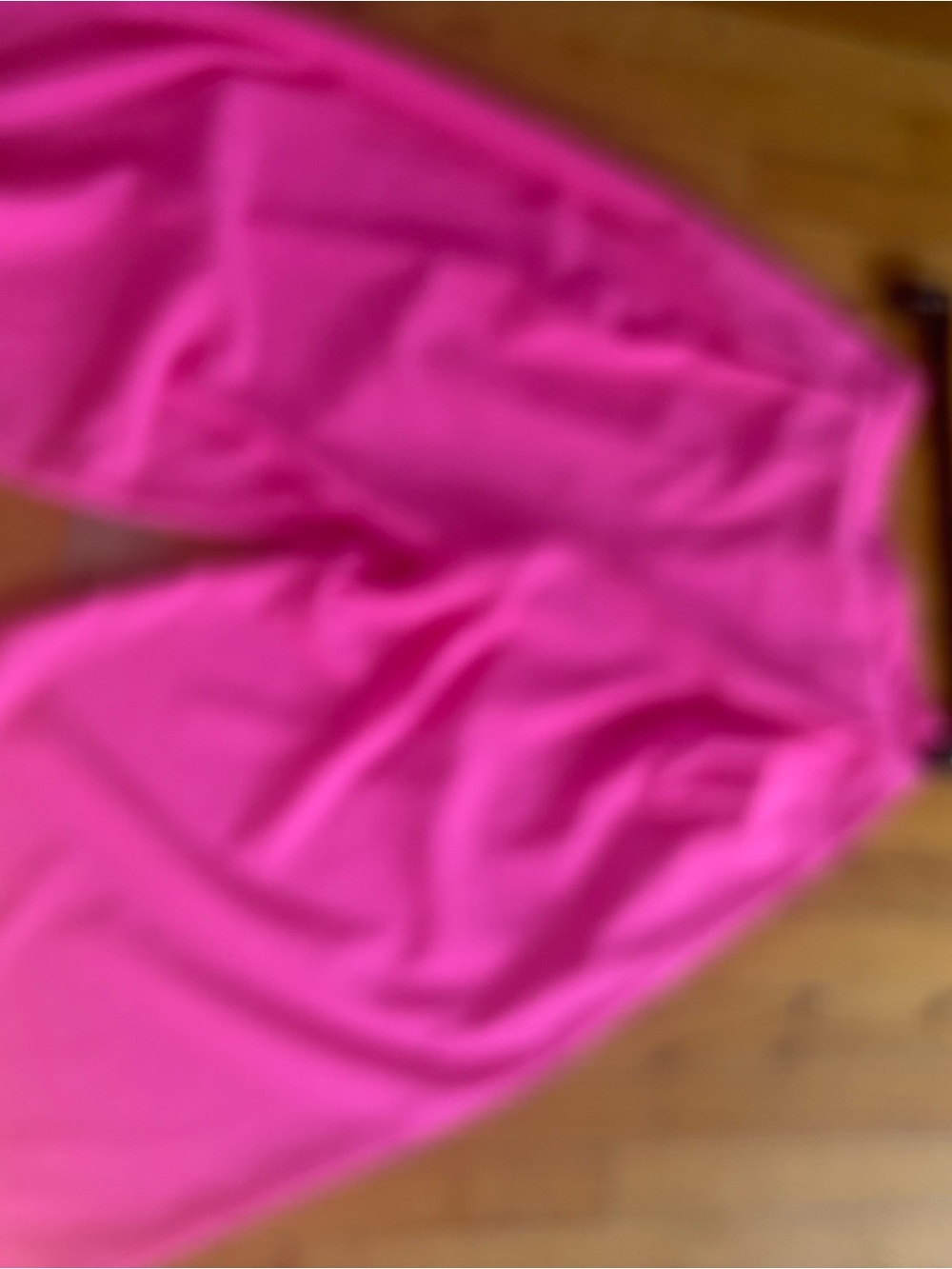 High-Rise Wide-Leg Culotte Pants in Vibrant Pink - Picture 5 of 8